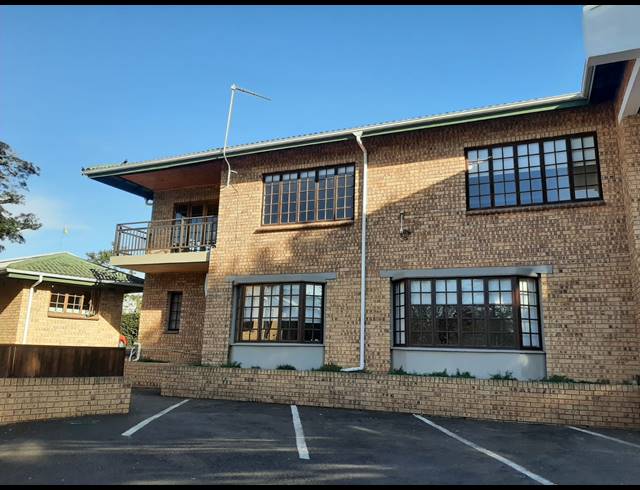 127M² OFFICE TO LET IN HILLCREST CENTRAL